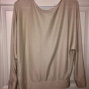NWOT Womens Sweater